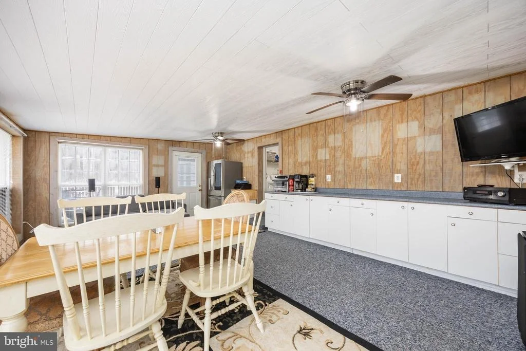 Photo of 22139 ROYAL OAK ROAD