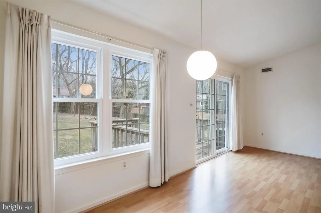 Photo of 19005 HIGH POINT DRIVE