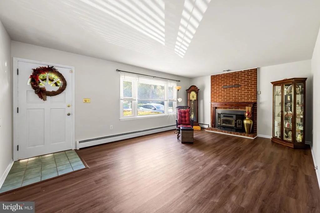 Photo of 410 STONEY TERRACE