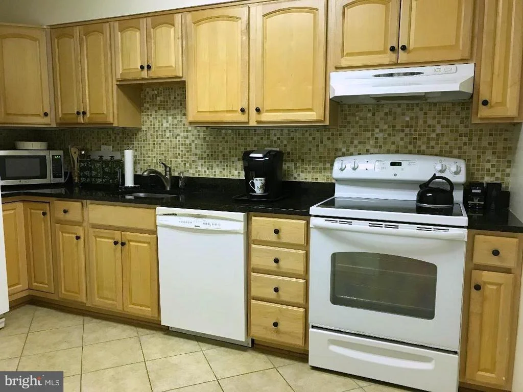 Photo of Unit 4606 at 15100 INTERLACHEN DRIVE