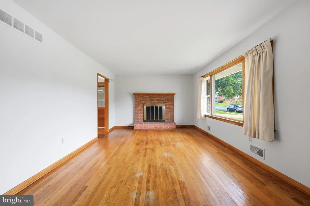 Photo of 227 WYNGATE DRIVE