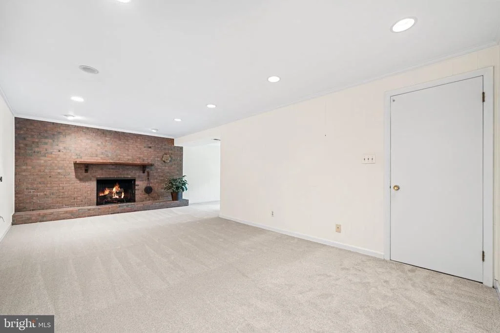 Photo of 8522 FAIRBURN DRIVE
