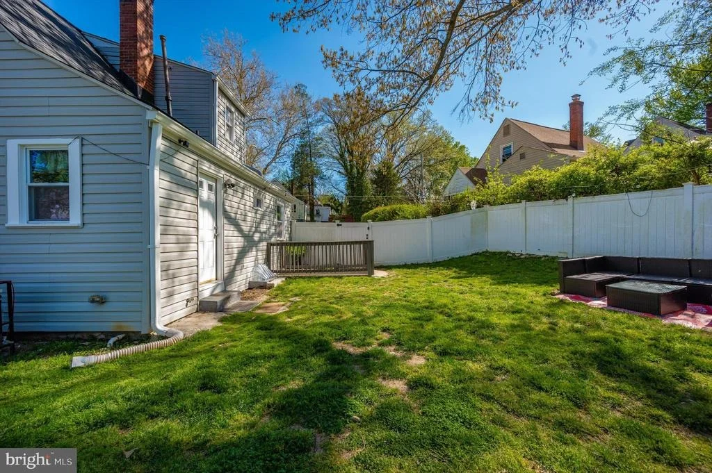 Photo of 2213 BRETON DRIVE
