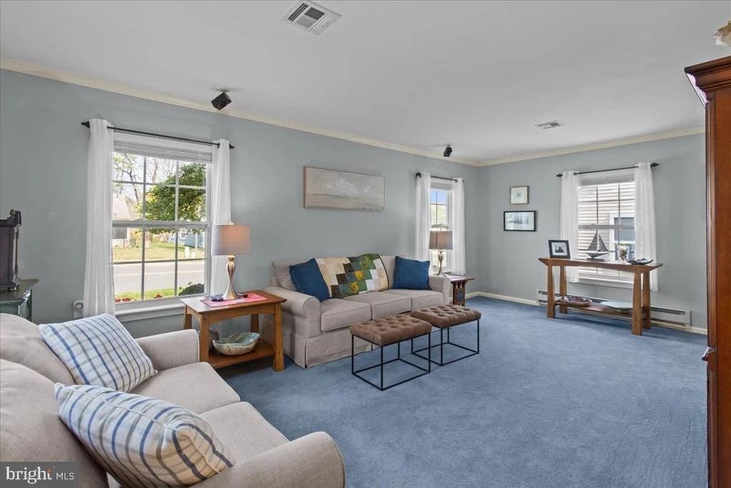 Photo of 32 BUCKINGHAM DRIVE