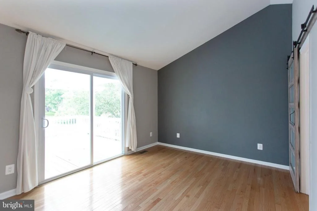 Photo of 1418 VALEBROOK LANE