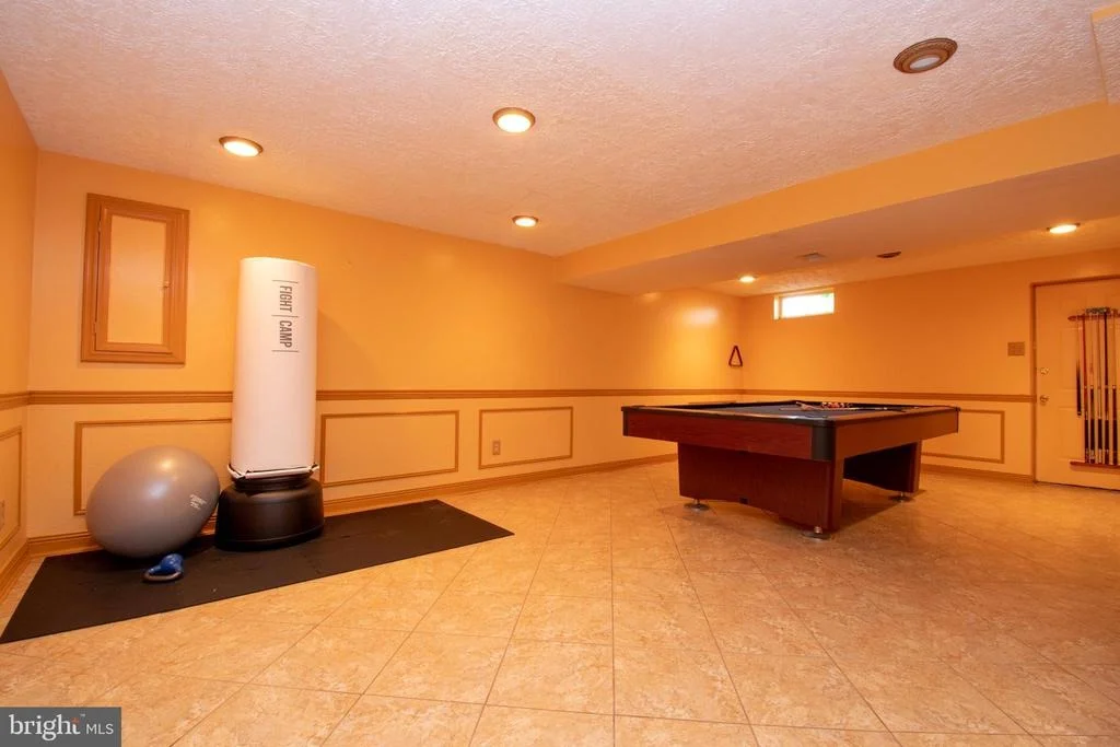 Photo of 1011 CHINABERRY DRIVE