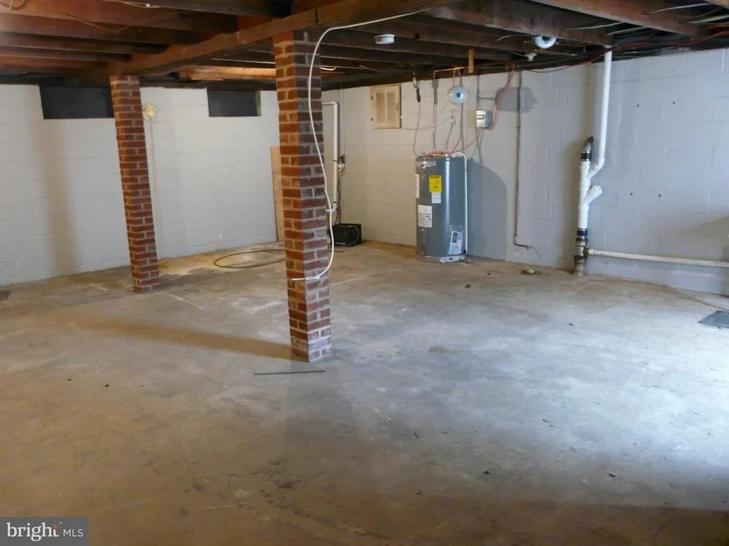 Photo of 1009 FUSELAGE AVENUE