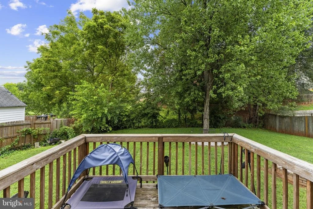 Photo of 1421 N THOMAS WAY