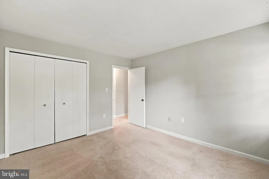 Photo of 16005 WALLINGFORD ROAD