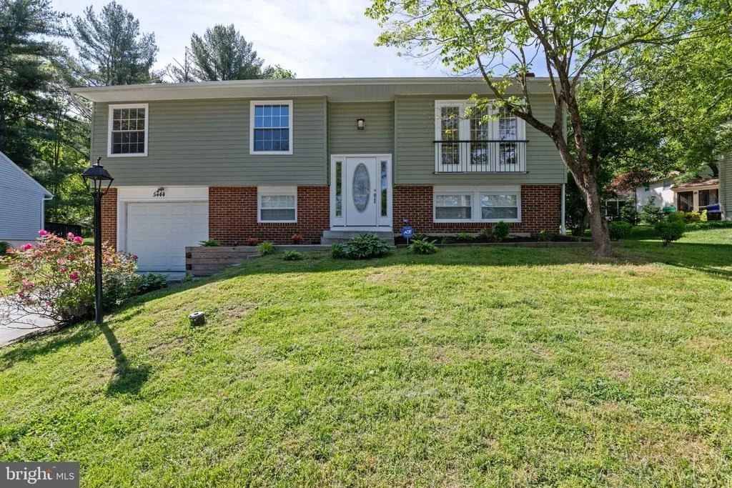 Photo of 5444 WOLF RIVER LANE