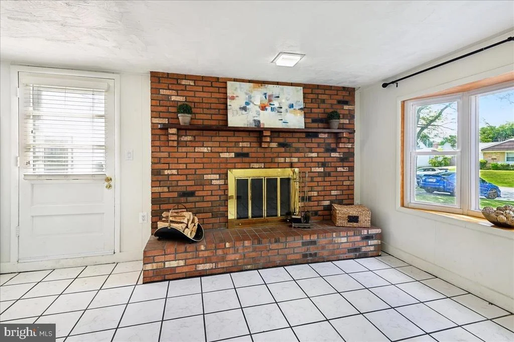 Photo of 2615 KENNISON LANE