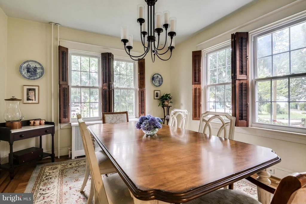 Photo of 122 OAK DRIVE