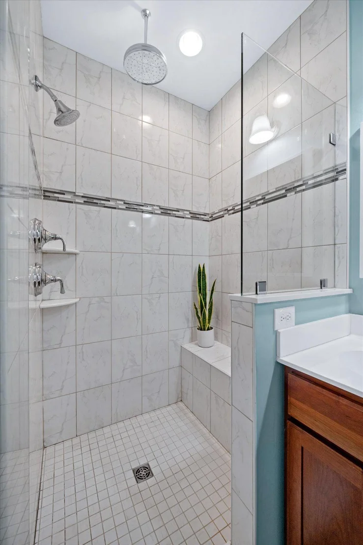 Photo of 17 6TH STREET