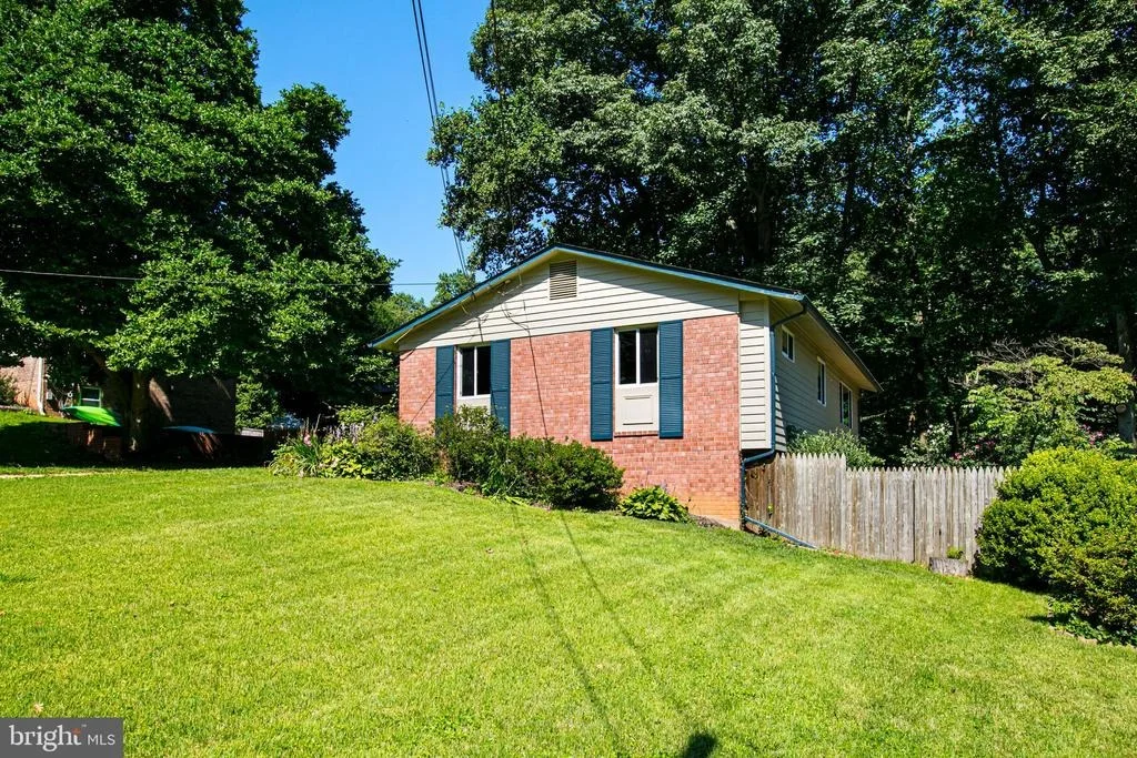 Photo of 5318 WEYMOUTH DRIVE
