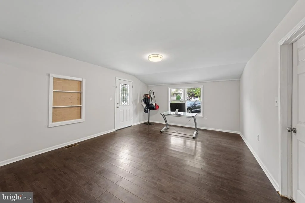 Photo of 6467 THIRD STREET