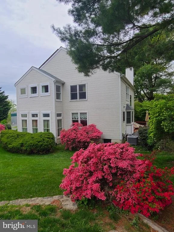 Photo of 2321 PONDSIDE TERRACE