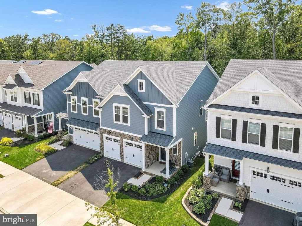 Photo of 18110 MOSS GARDEN ROAD