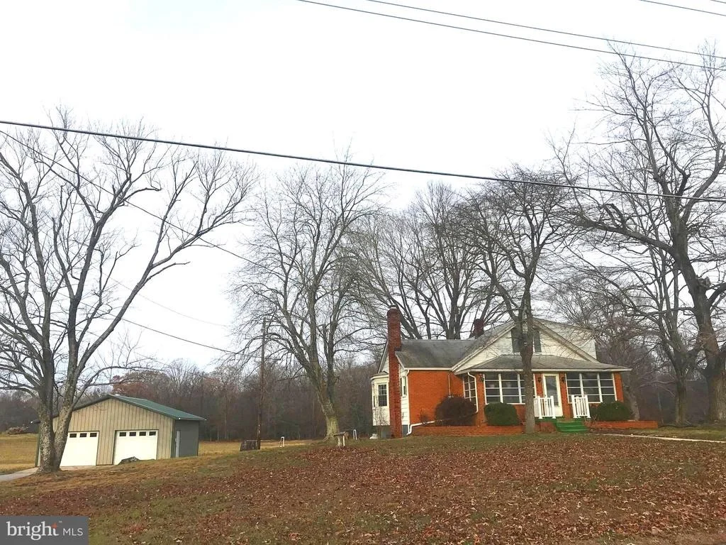 Photo of 16307 ASHBOX ROAD