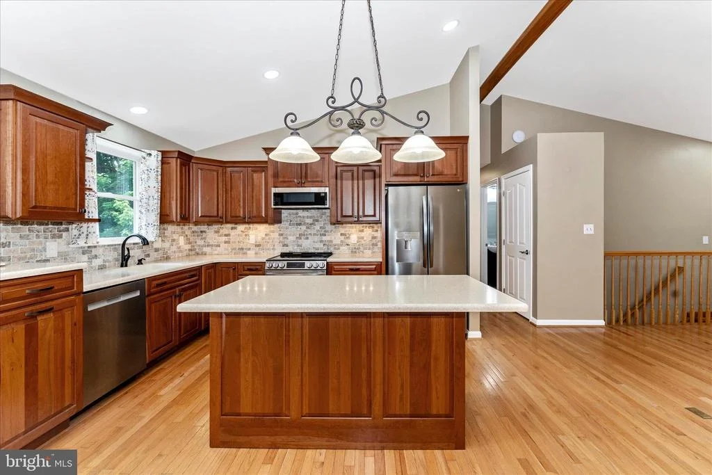 Photo of 31 AMANDA DRIVE