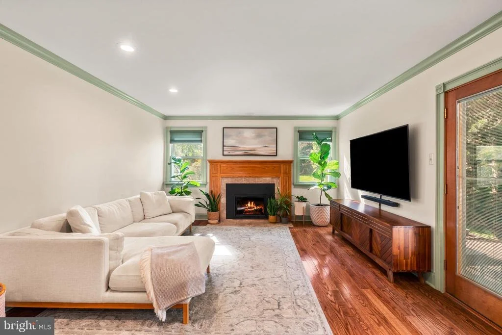 Photo of 24 POND VIEW DRIVE