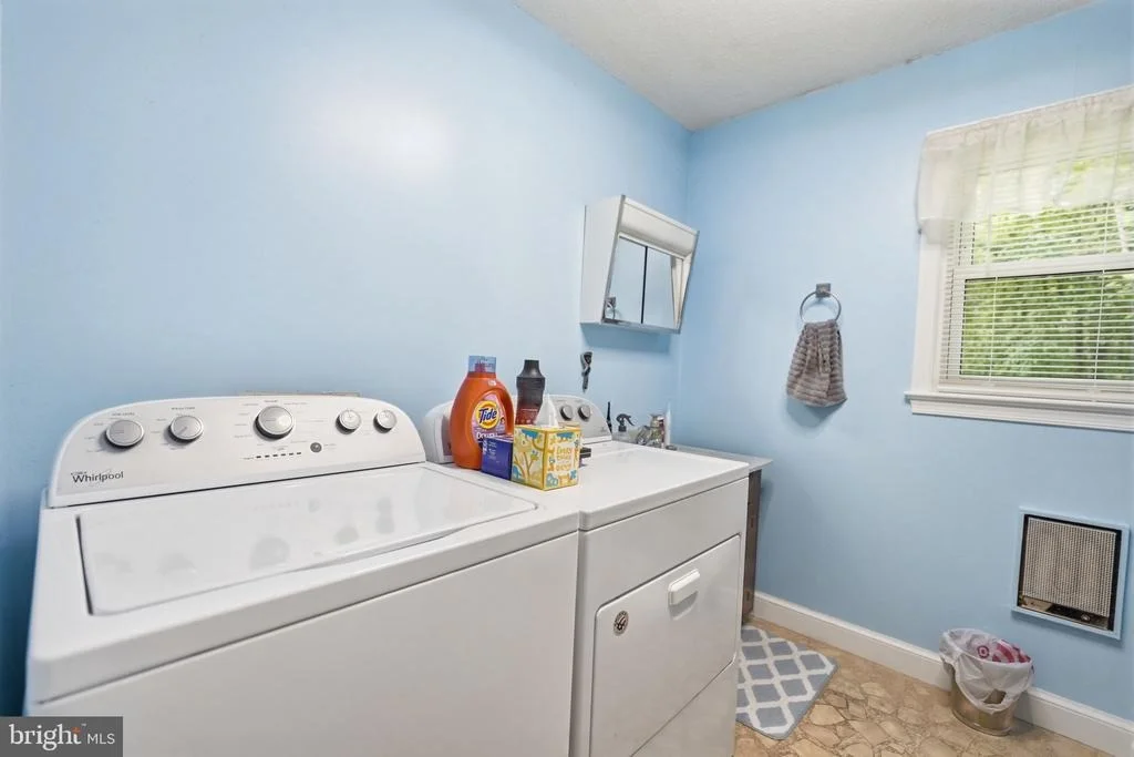 Photo of 8398 KIRTLEY TRAIL