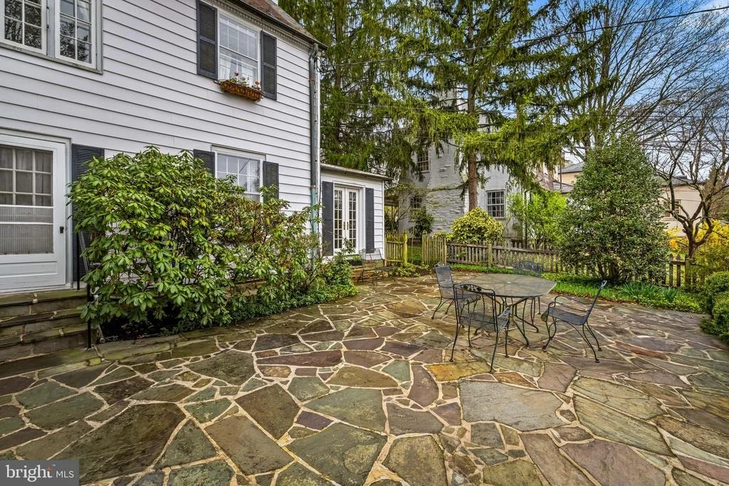 Photo of 212 WITHERSPOON ROAD