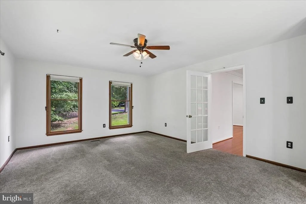 Photo of 8253 HONEYSUCKLE ROAD