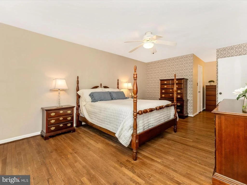 Photo of 10808 MIDDLEBORO DRIVE