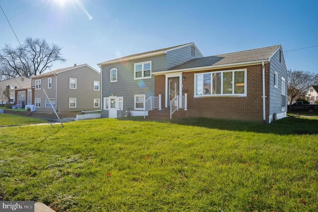 Photo of 312 N HAMMONDS FERRY RD