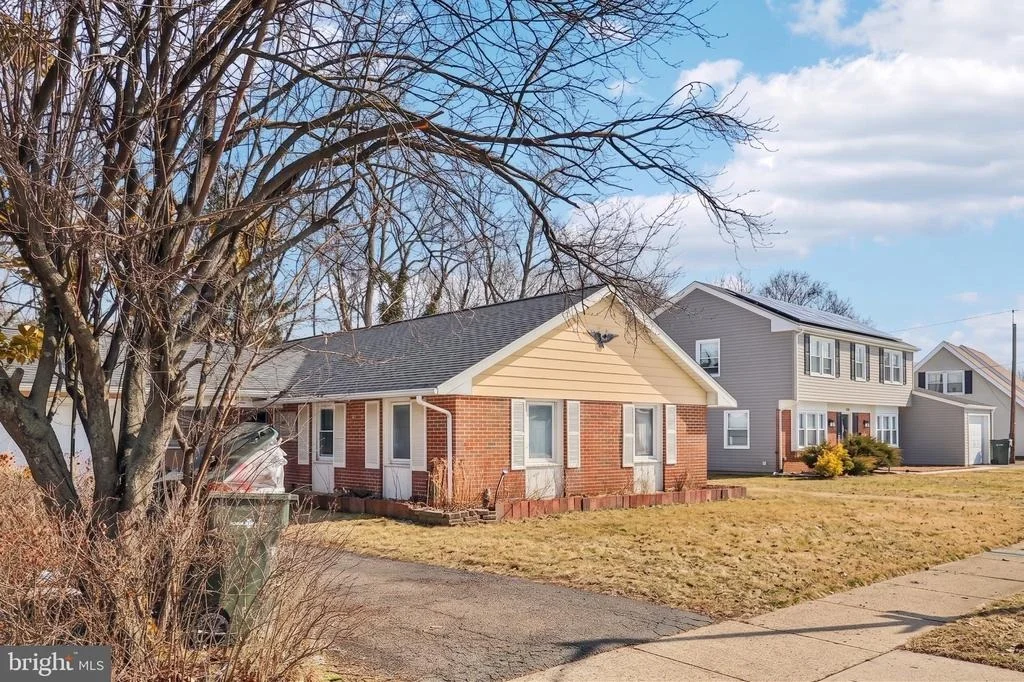 Photo of 32 MILLBROOK DRIVE