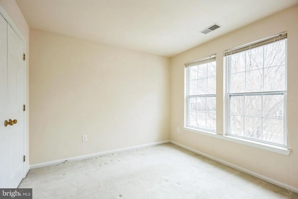 Photo of 1557 CHAPMAN ROAD