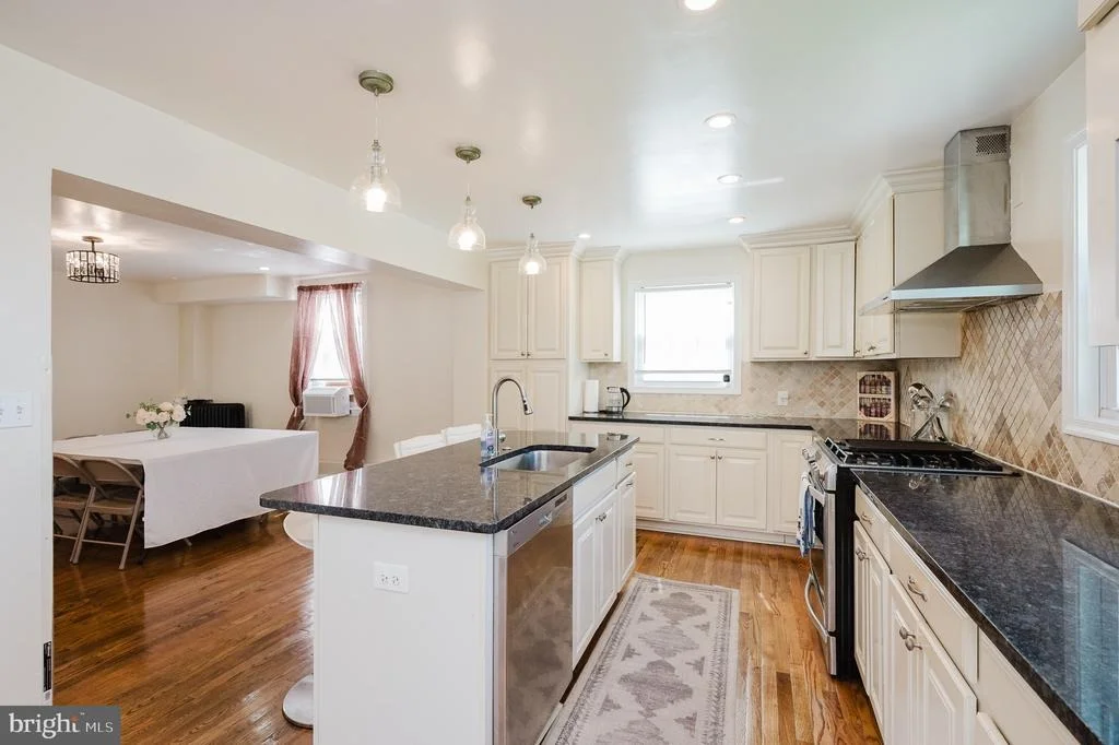 Photo of 3210 HARFORD ROAD