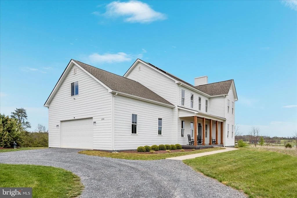 Photo of 230 CONIFER LANE