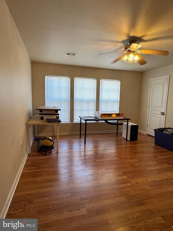 Photo of Unit 34A at 1814 POOLSIDE LANE