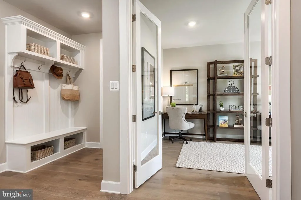 Photo of 1311 LEELAND FOREST