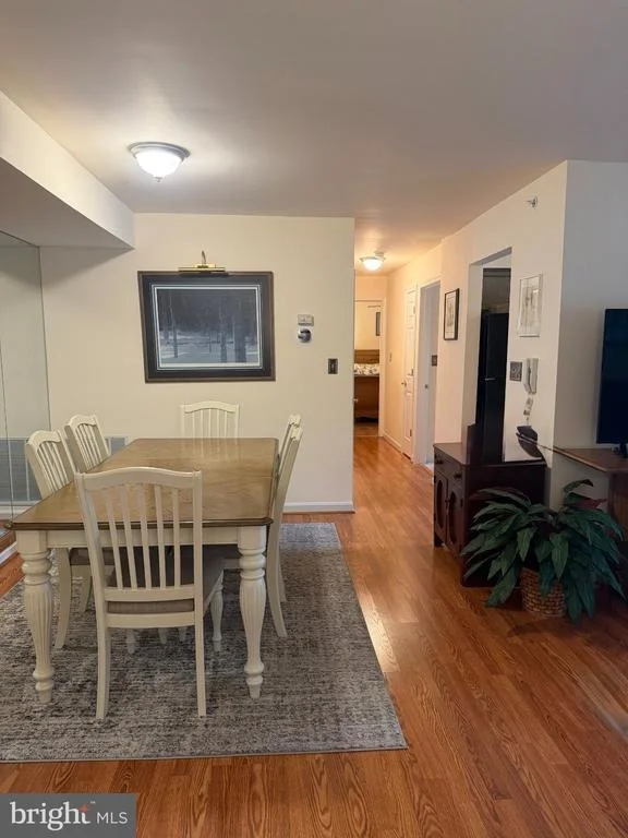 Photo of Unit 3D at 3810 NORMANDY DRIVE