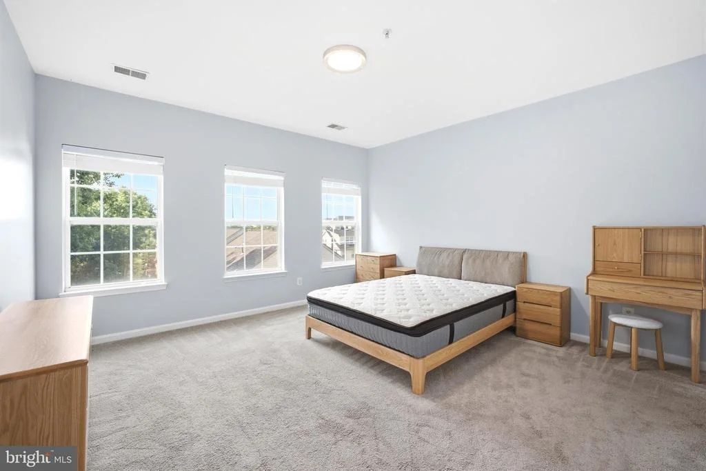 Photo of Unit 310 at 2665 MANHATTAN PLACE
