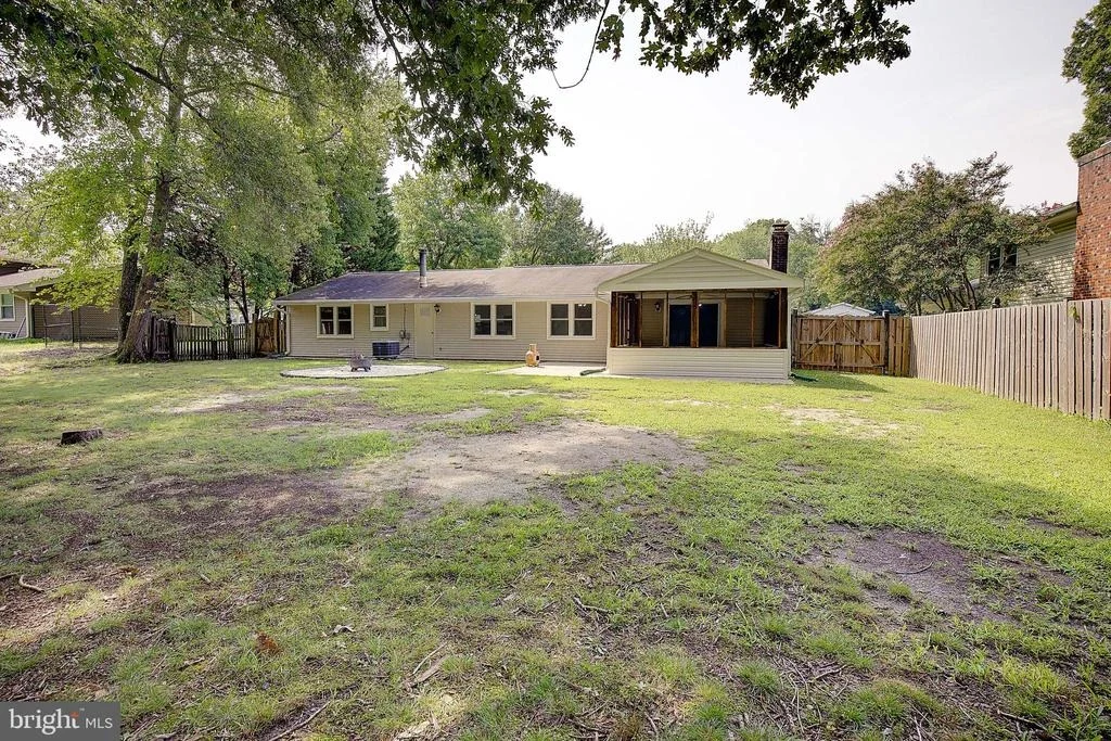 Photo of 2761 PINEWOOD DRIVE