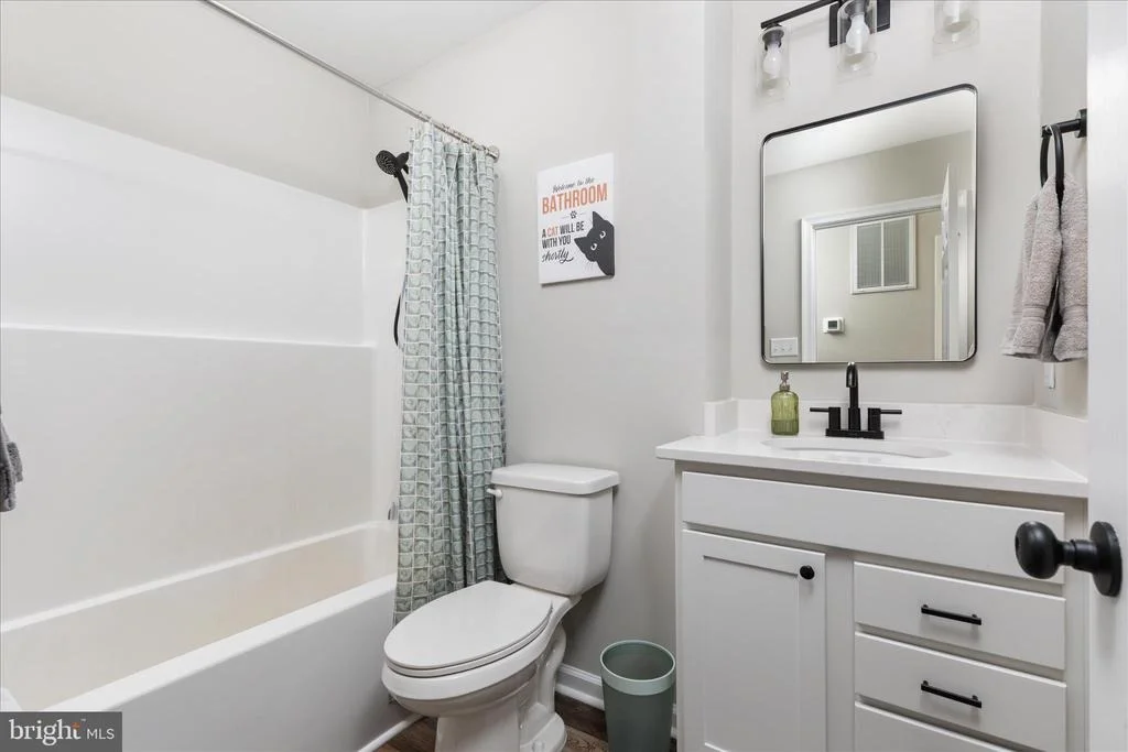 Photo of 616 CARDINAL DRIVE