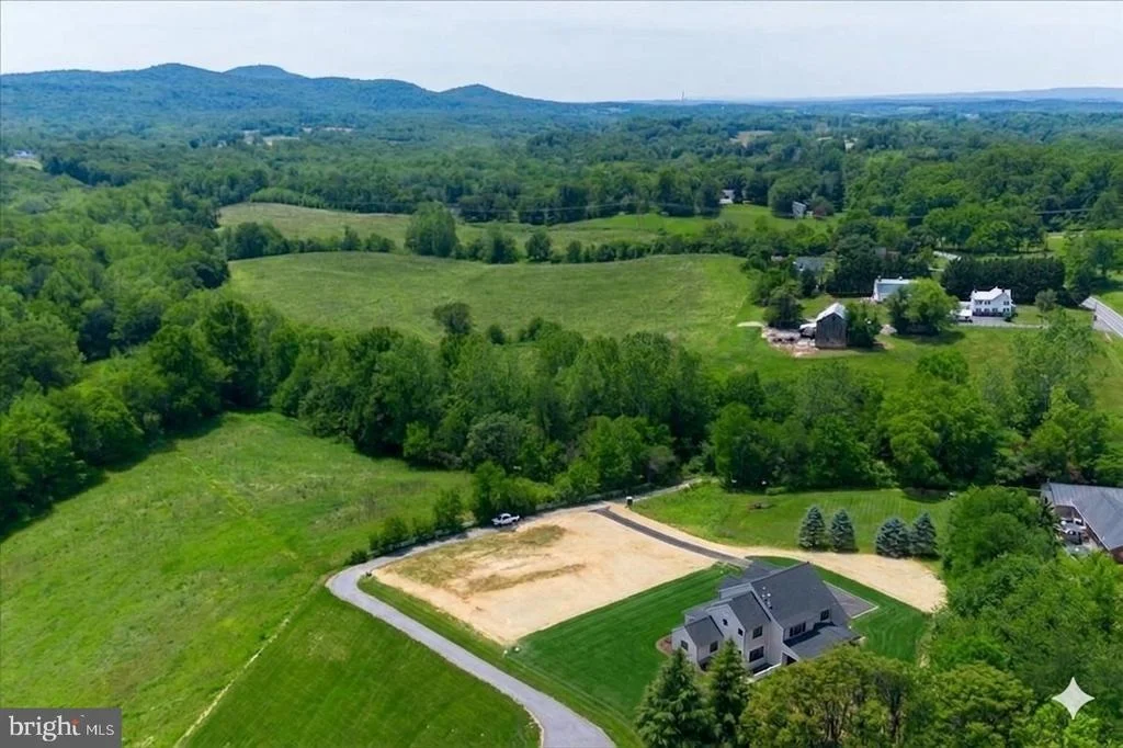 Photo of 3237 PARK MILLS ROAD