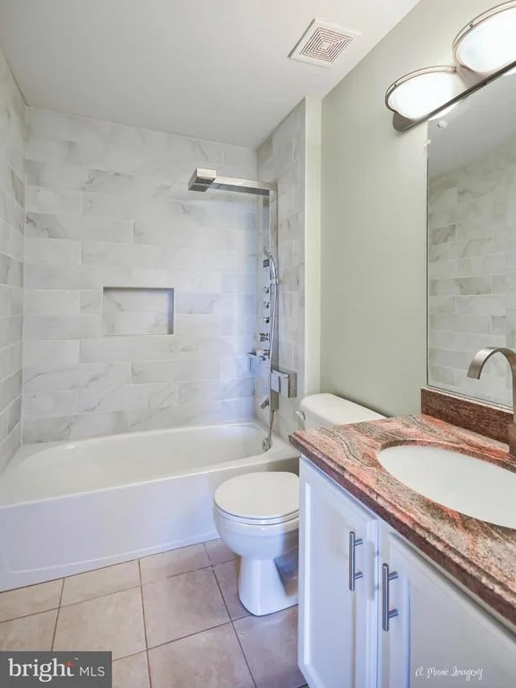 Photo of 402 GLENBROOK DRIVE