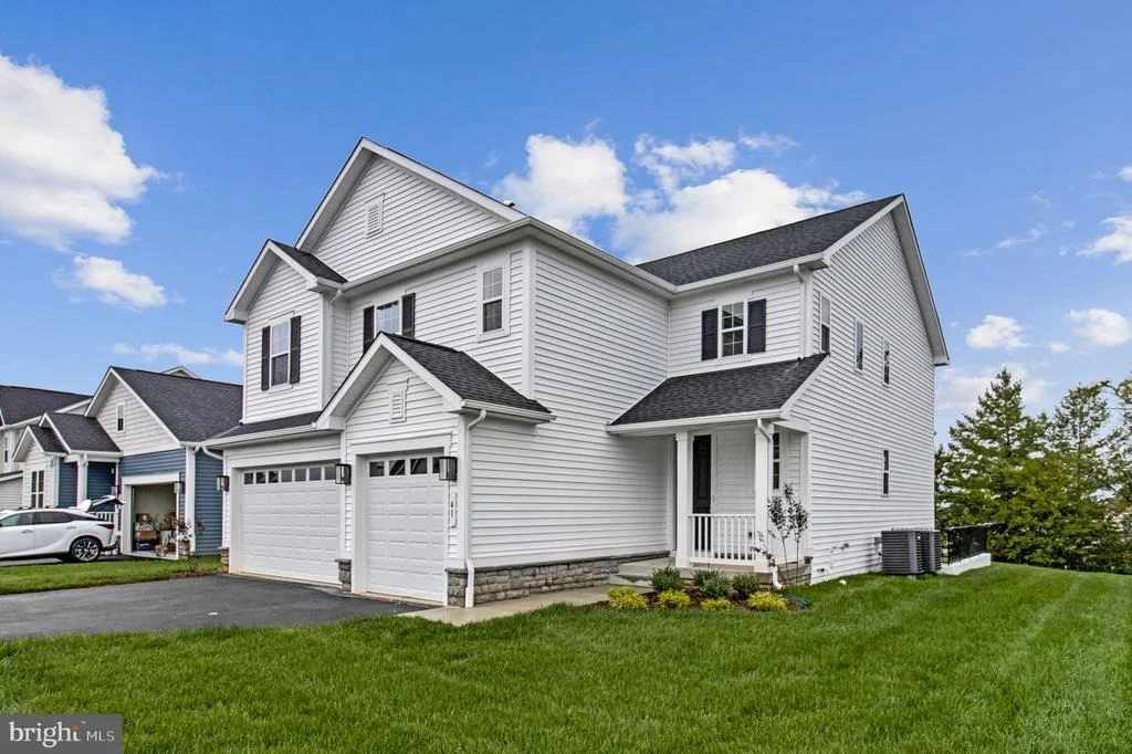 Photo of 41 EVERETT DRIVE
