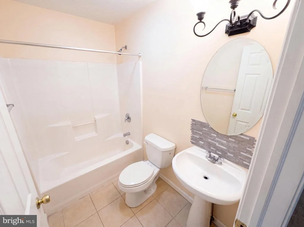 Photo of 814 CLEARVIEW DRIVE