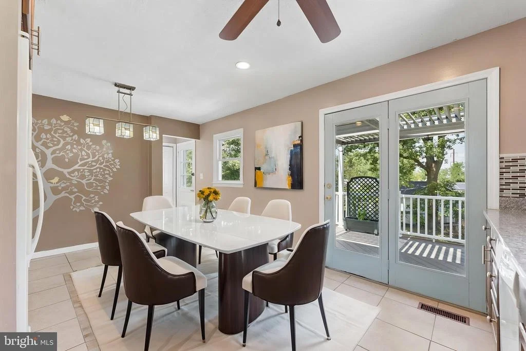 Photo of 8816 SAUNDERS LANE