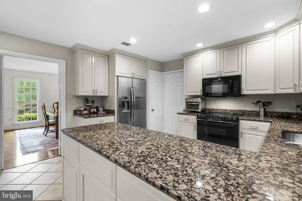 Photo of 5820 MAGIC MOUNTAIN DRIVE