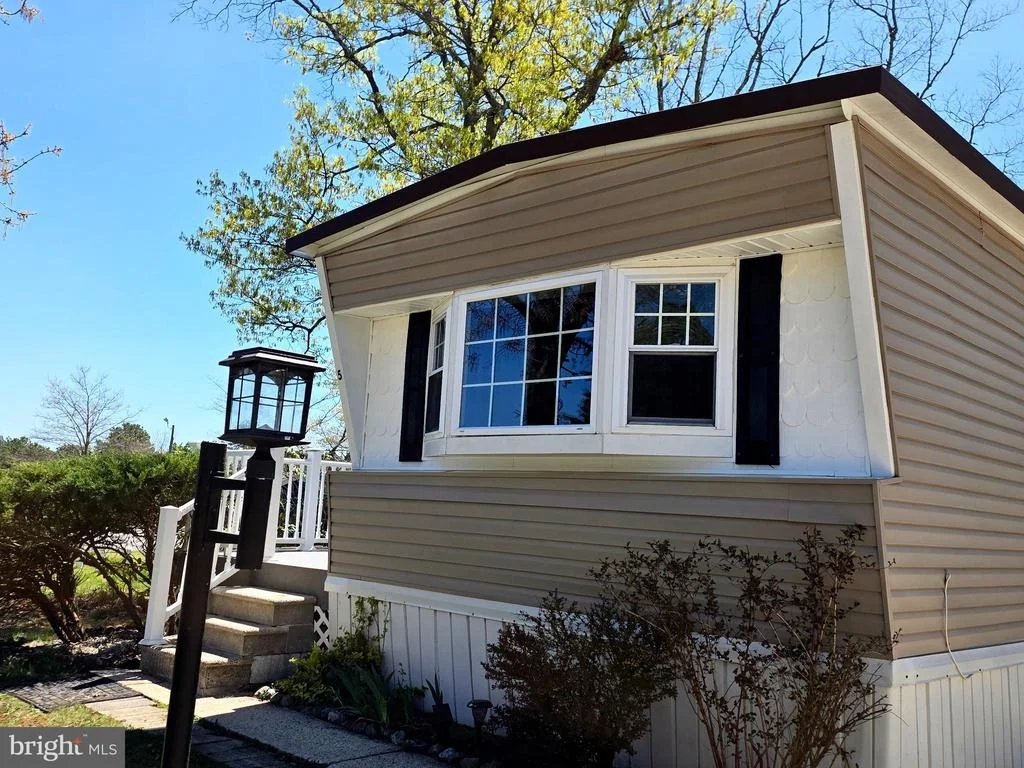 Photo of 5 RUTH RD