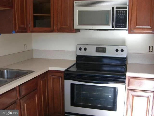 Photo of 202 WINTERGREEN LANE