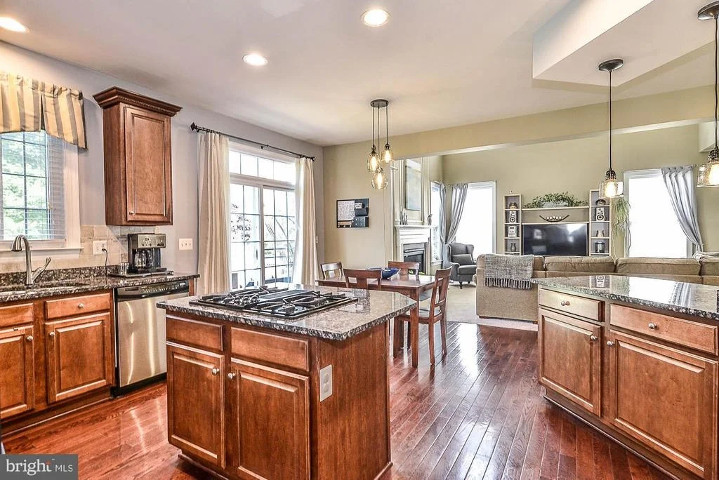 Photo of 23049 MINERVA DRIVE