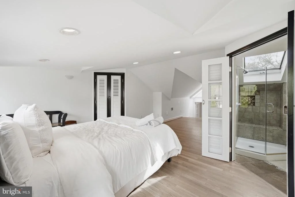 Photo of 10712 LOCKLAND ROAD