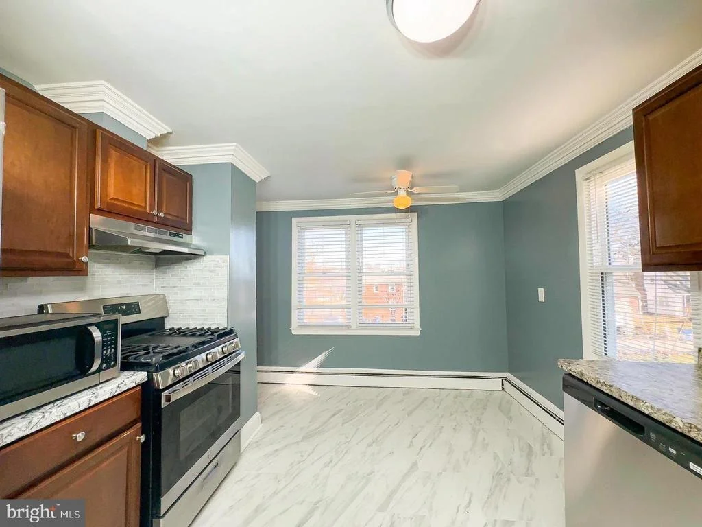 Photo of 1106 45TH PLACE SE